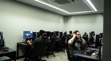 xì dách trực tuyến 789Club